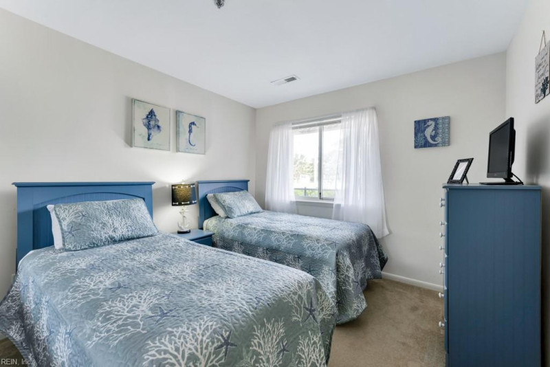 Photo 25 of 36 residential for sale in Virginia Beach virginia