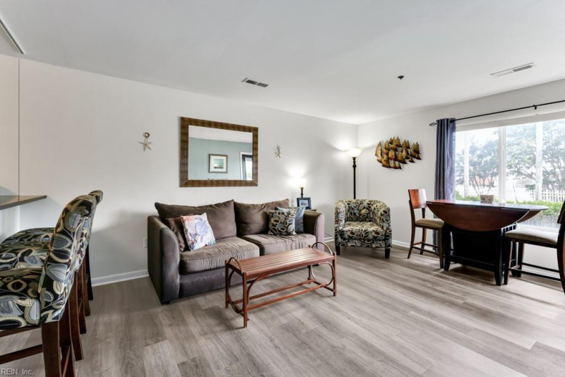 Photo 6 of 36 residential for sale in Virginia Beach virginia