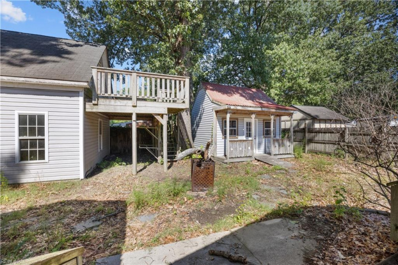 Photo 27 of 46 residential for sale in Chesapeake virginia