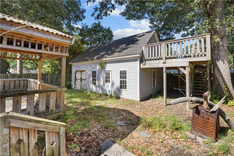 Photo 28 of 46 residential for sale in Chesapeake virginia