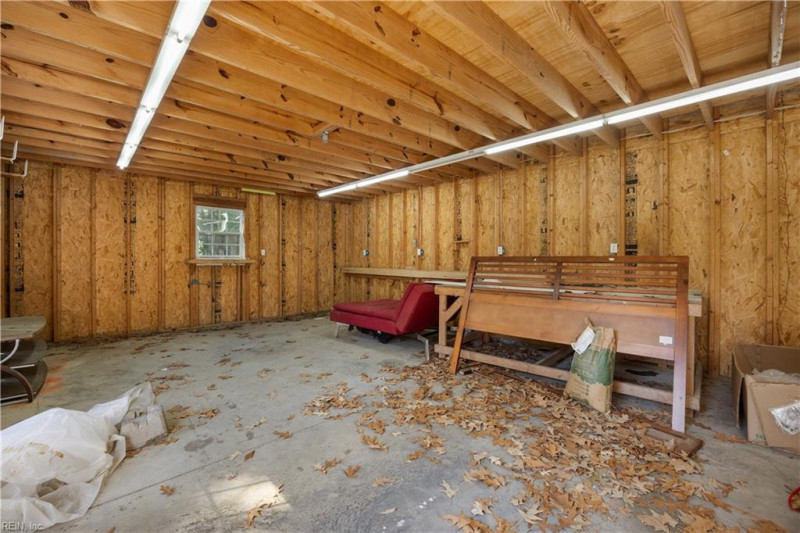 Photo 36 of 46 residential for sale in Chesapeake virginia