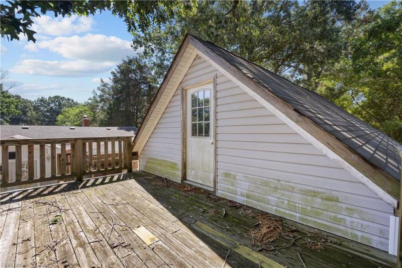 Photo 38 of 46 residential for sale in Chesapeake virginia