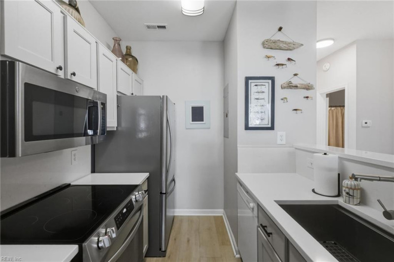Photo 10 of 50 residential for sale in Norfolk virginia