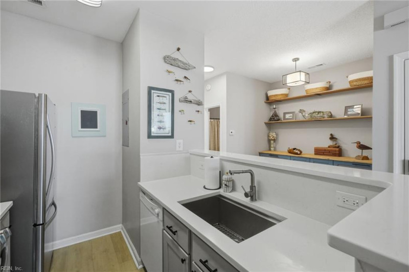 Photo 12 of 50 residential for sale in Norfolk virginia