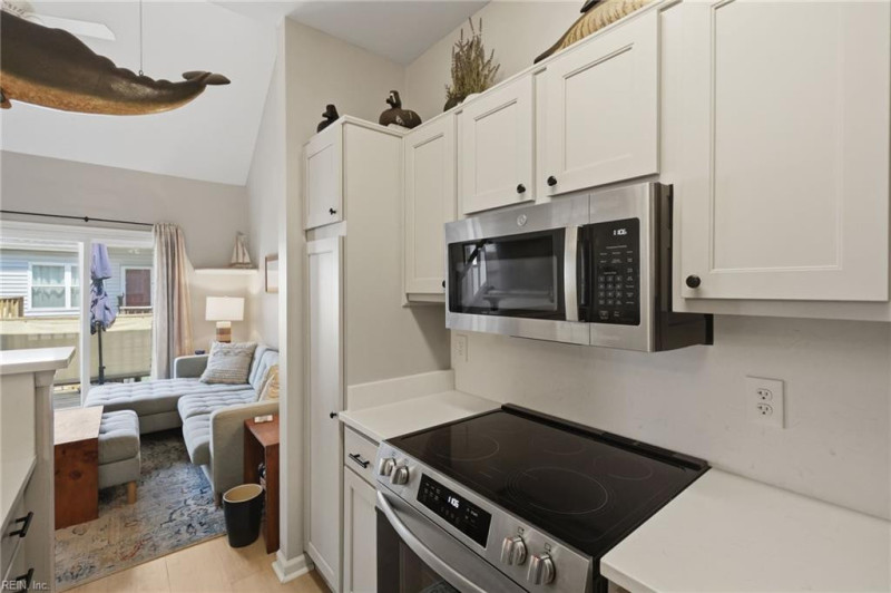 Photo 14 of 50 residential for sale in Norfolk virginia