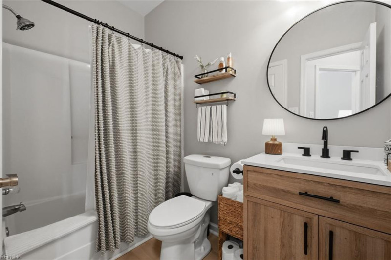 Photo 27 of 50 residential for sale in Norfolk virginia