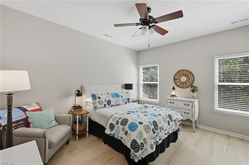 Photo 28 of 50 residential for sale in Norfolk virginia
