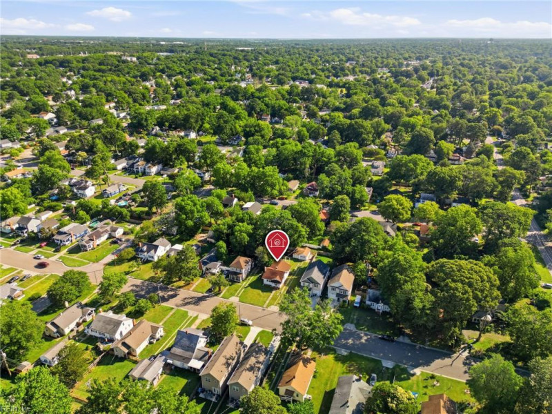 Photo 37 of 44 residential for sale in Hampton virginia