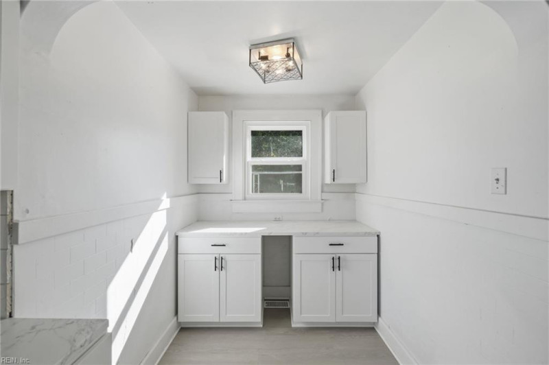 Photo 7 of 44 residential for sale in Hampton virginia