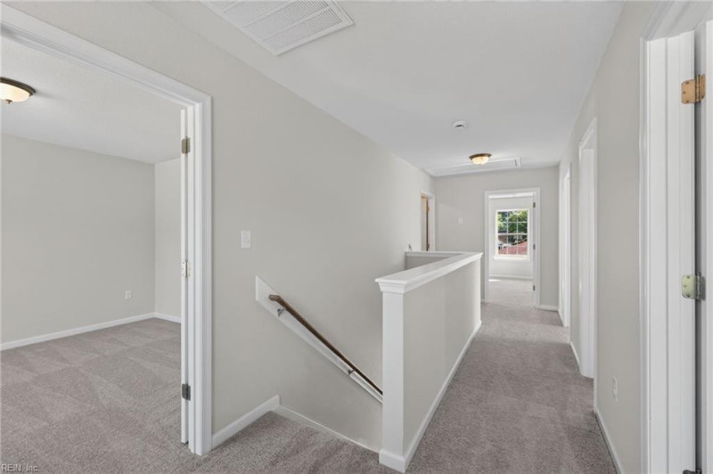 Photo 12 of 50 residential for sale in Chesapeake virginia