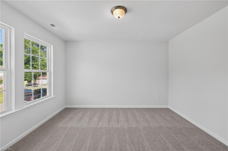 Photo 13 of 50 residential for sale in Chesapeake virginia