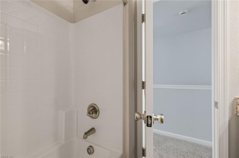 Photo 19 of 50 residential for sale in Chesapeake virginia