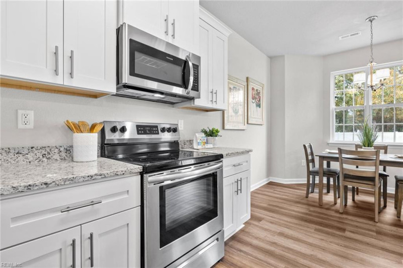 Photo 27 of 50 residential for sale in Chesapeake virginia