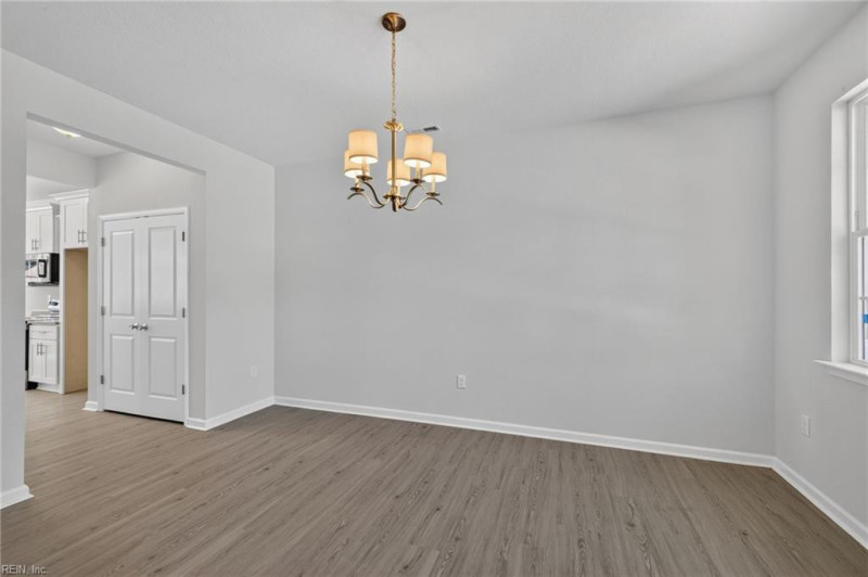 Photo 3 of 50 residential for sale in Chesapeake virginia
