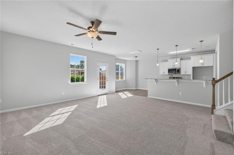 Photo 4 of 50 residential for sale in Chesapeake virginia