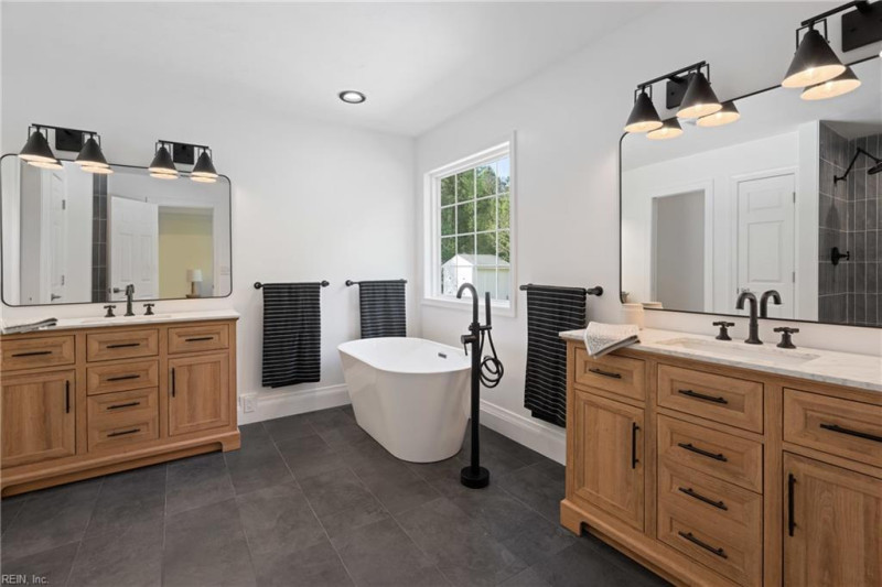Photo 24 of 50 residential for sale in Chesapeake virginia