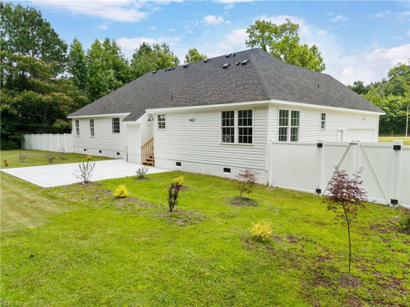 Photo 43 of 50 residential for sale in Chesapeake virginia
