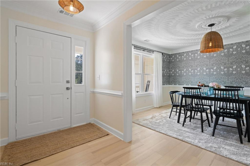 Photo 6 of 50 residential for sale in Chesapeake virginia
