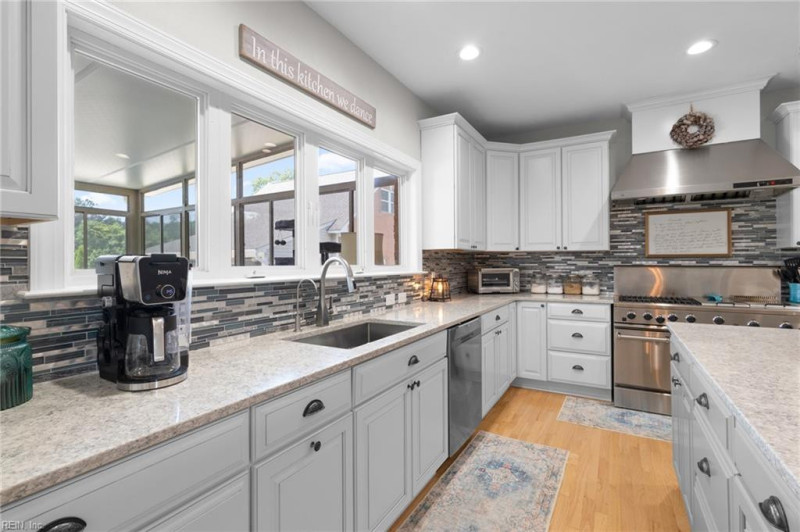 Photo 13 of 50 residential for sale in Chesapeake virginia