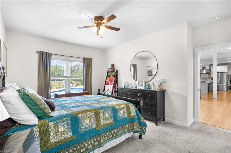 Photo 19 of 50 residential for sale in Chesapeake virginia