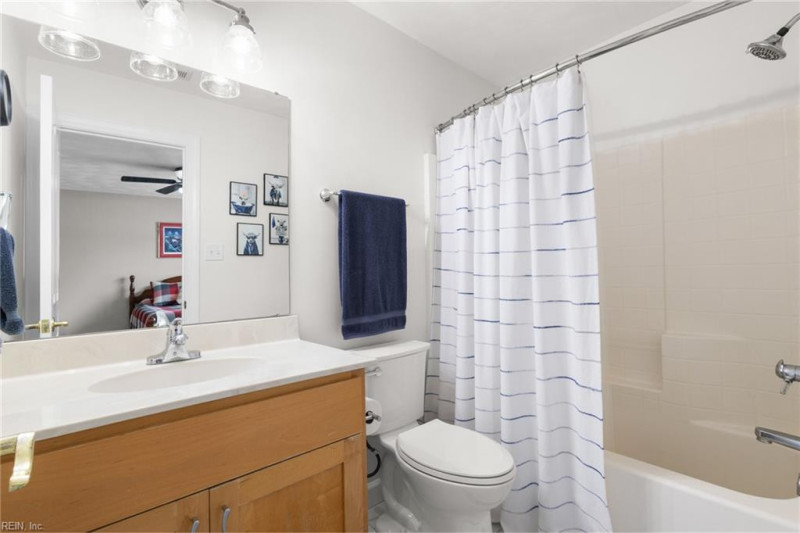 Photo 35 of 50 residential for sale in Chesapeake virginia