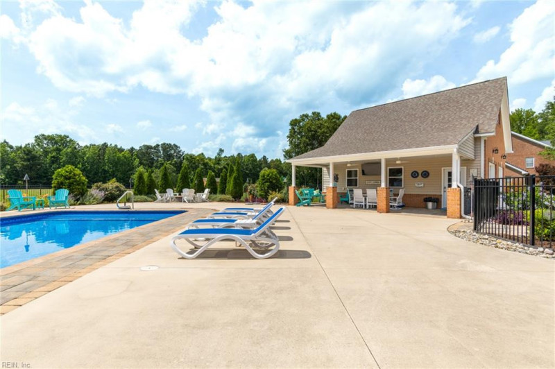 Photo 39 of 50 residential for sale in Chesapeake virginia