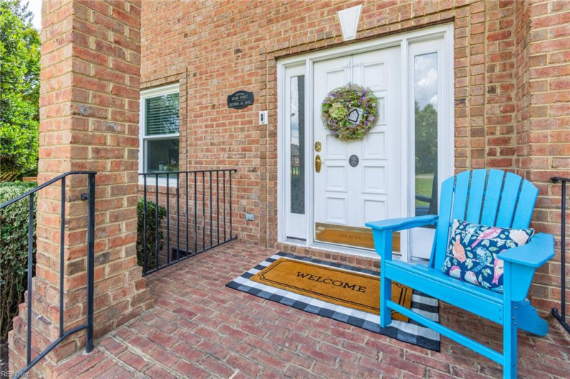Photo 5 of 50 residential for sale in Chesapeake virginia