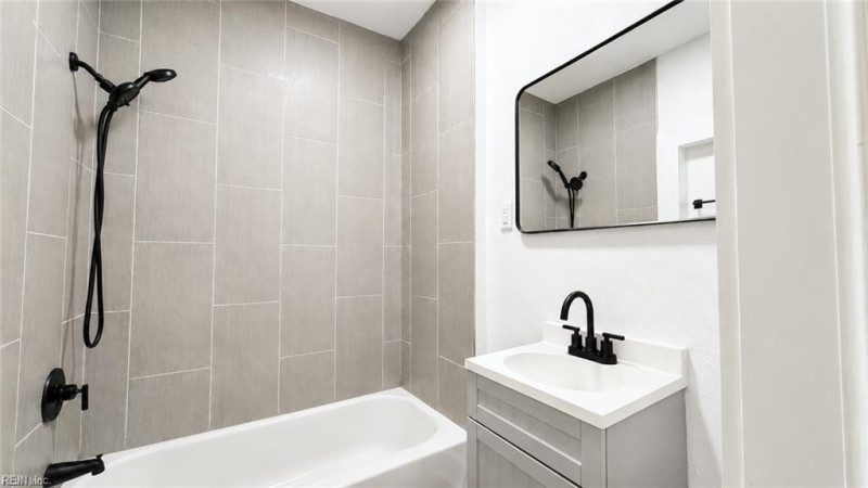 Photo 14 of 18 residential for sale in Norfolk virginia