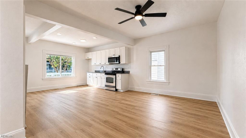 Photo 3 of 18 residential for sale in Norfolk virginia
