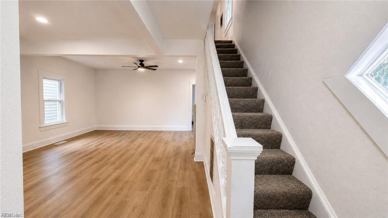 Photo 4 of 18 residential for sale in Norfolk virginia