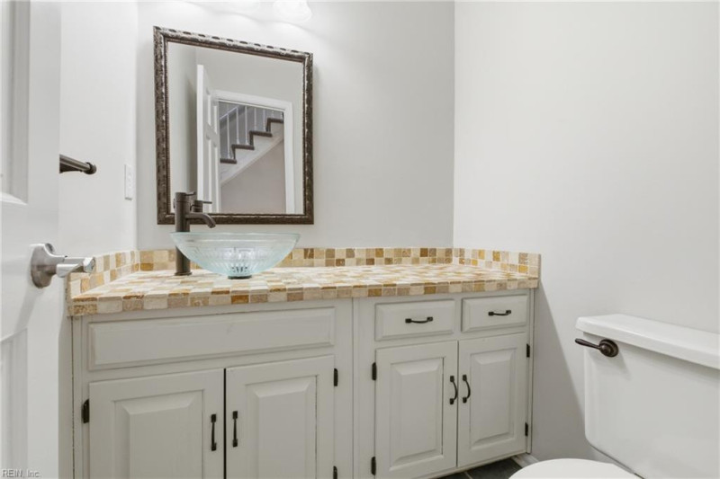 Photo 30 of 50 residential for sale in York County virginia