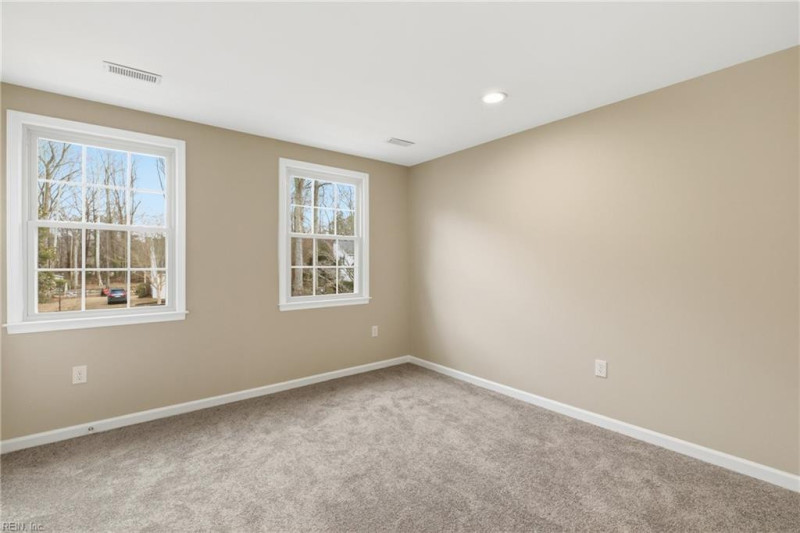 Photo 32 of 50 residential for sale in York County virginia