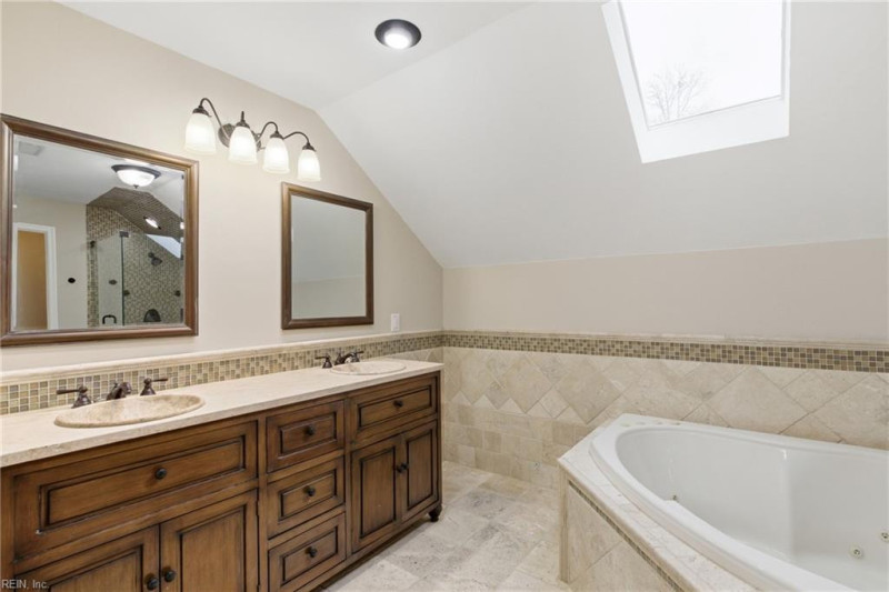 Photo 37 of 50 residential for sale in York County virginia