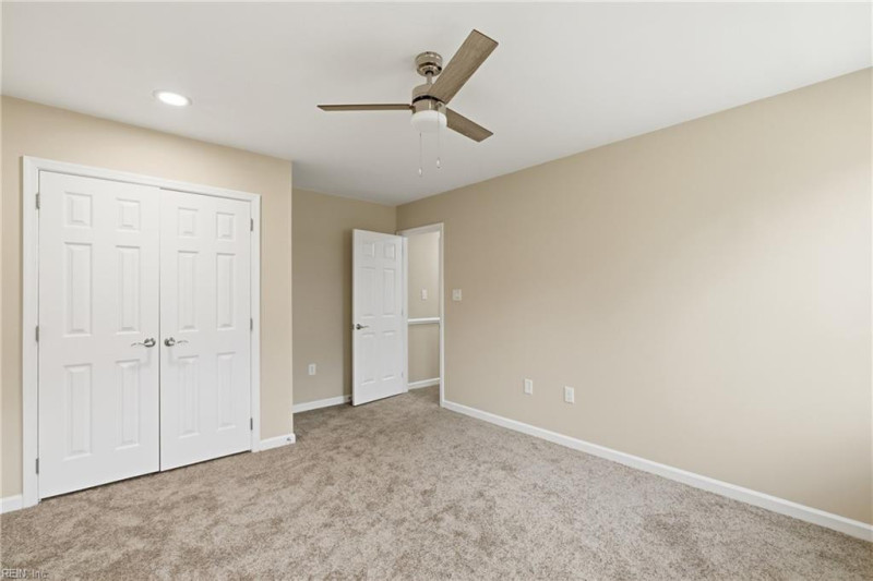 Photo 43 of 50 residential for sale in York County virginia