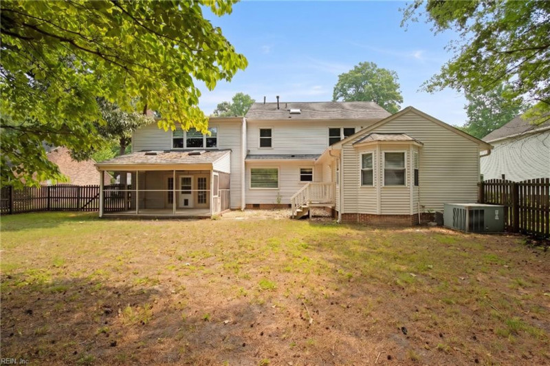 Photo 45 of 50 residential for sale in York County virginia
