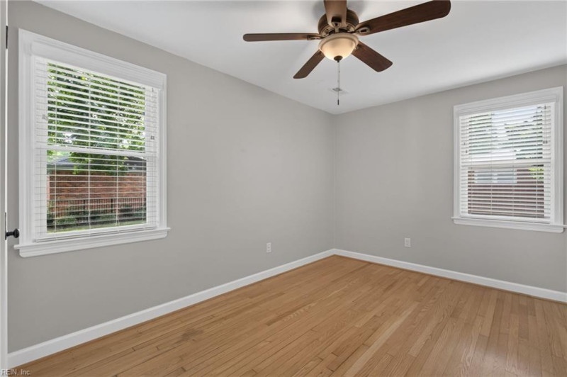 Photo 20 of 35 residential for sale in Virginia Beach virginia