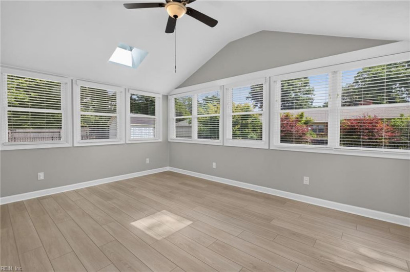 Photo 27 of 35 residential for sale in Virginia Beach virginia