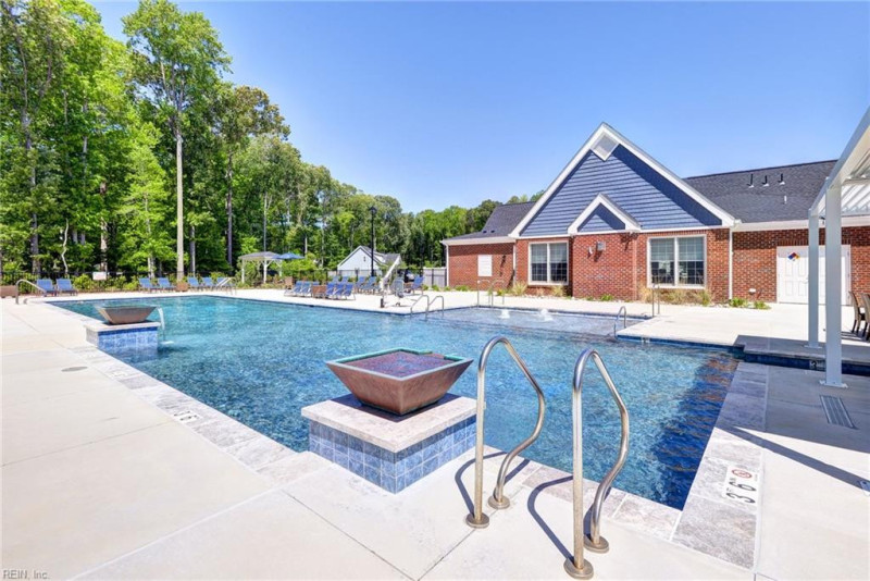 Photo 28 of 40 residential for sale in Poquoson virginia