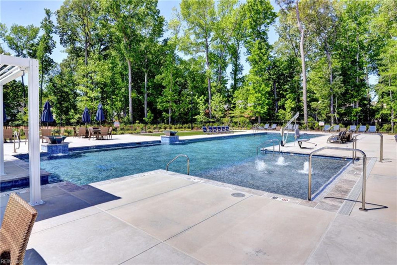 Photo 31 of 40 residential for sale in Poquoson virginia