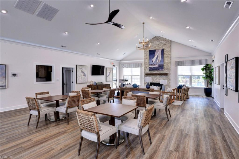 Photo 37 of 40 residential for sale in Poquoson virginia