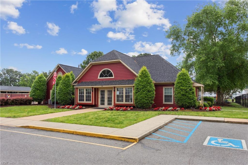 Photo 39 of 48 residential for sale in York County virginia