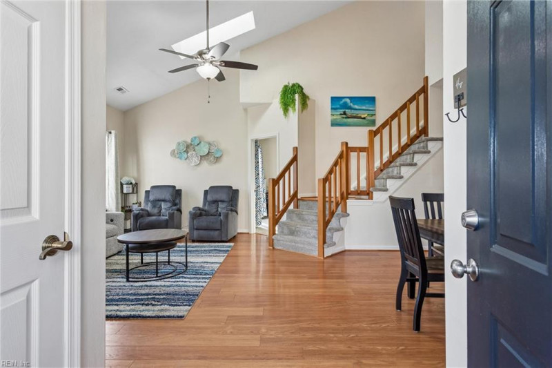 Photo 6 of 48 residential for sale in York County virginia