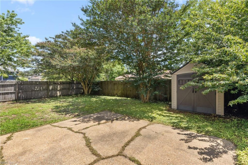 Photo 16 of 17 residential for sale in Virginia Beach virginia