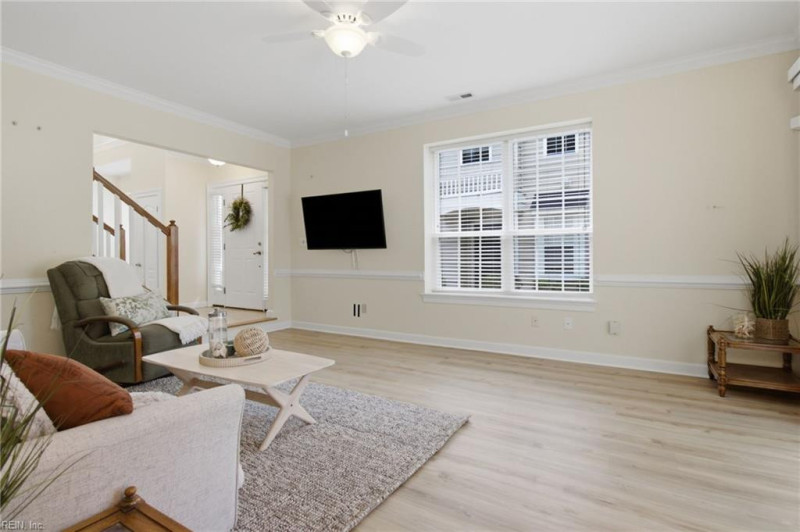 Photo 20 of 45 residential for sale in Chesapeake virginia