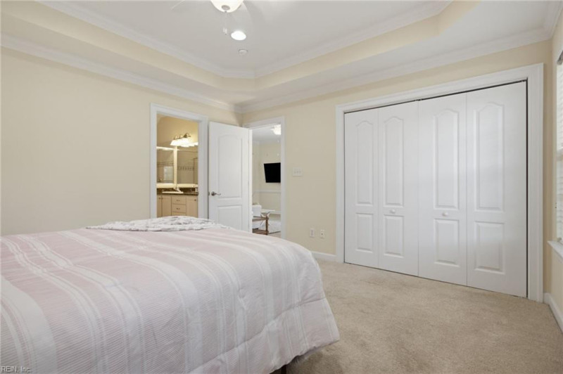 Photo 22 of 45 residential for sale in Chesapeake virginia