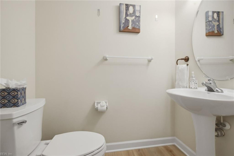 Photo 28 of 45 residential for sale in Chesapeake virginia