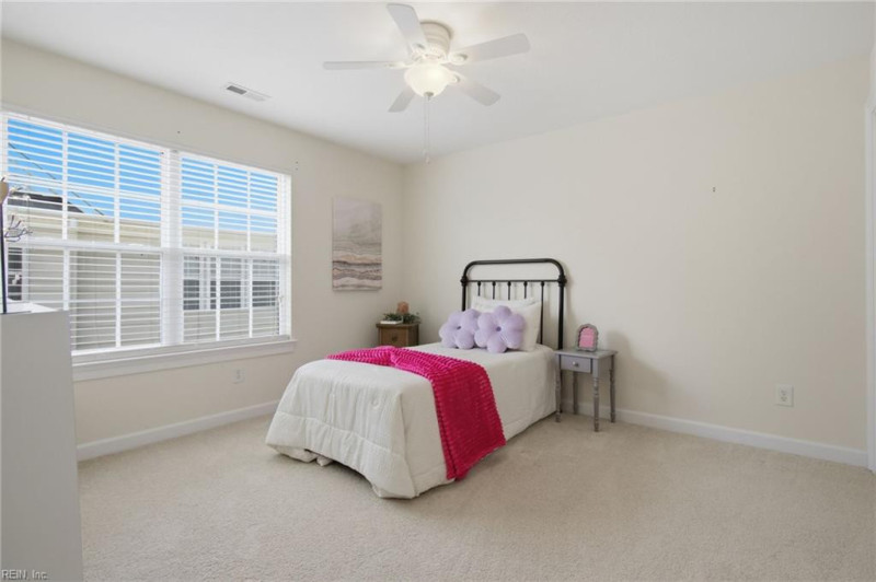 Photo 34 of 45 residential for sale in Chesapeake virginia