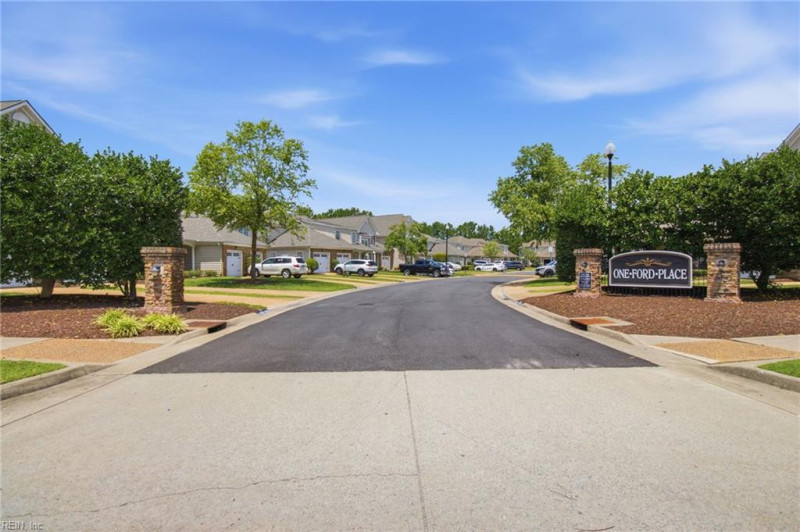 Photo 43 of 45 residential for sale in Chesapeake virginia