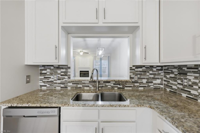 Photo 12 of 40 residential for sale in Virginia Beach virginia