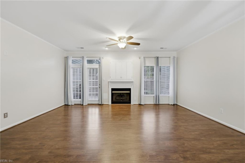 Photo 22 of 40 residential for sale in Virginia Beach virginia